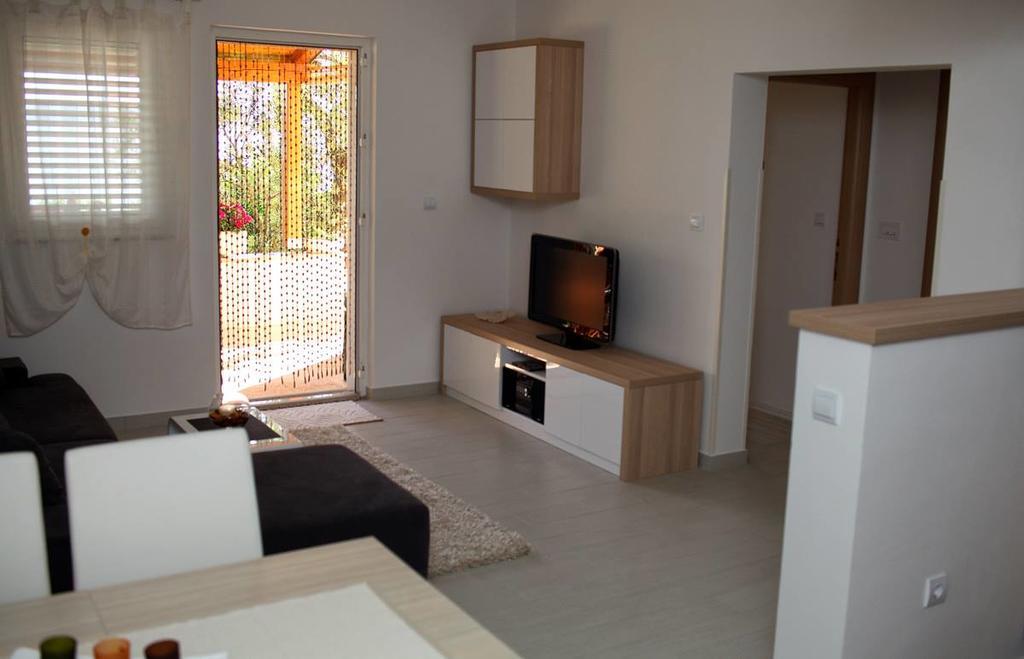 Apartman Mare 마슬레니차 외부 사진